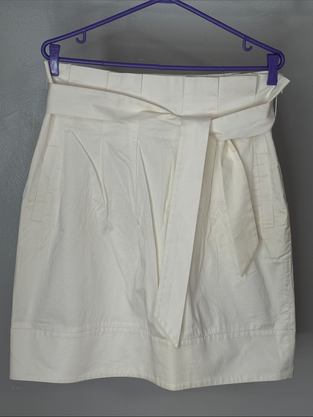 BCBGMaxAzria Cream Tie-Waist A-Line Skirt